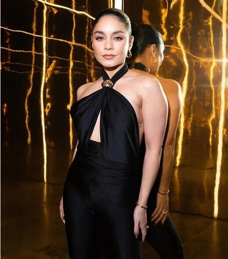 Vanessa Hudgens nice star img