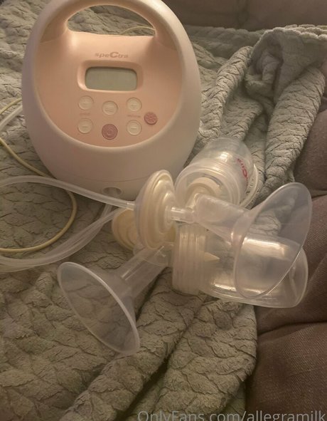 allegramilk model adult pic