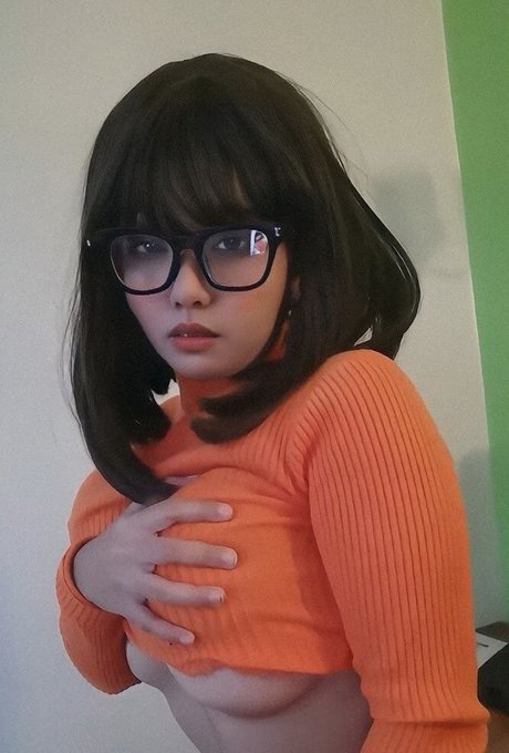 shknhdzn star erotic pictures