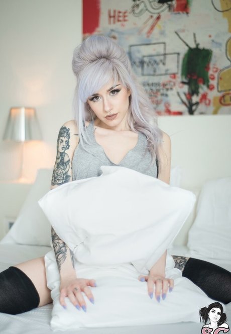 Jinni SG model pretty gallery