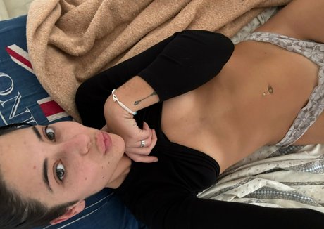 Vickssworld naked model gallery