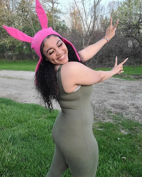 Animated Aja free actress archive