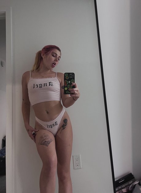 Alexis Evans top model photo