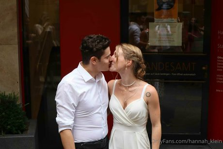 Hannah Klein sexy pornstar galleries