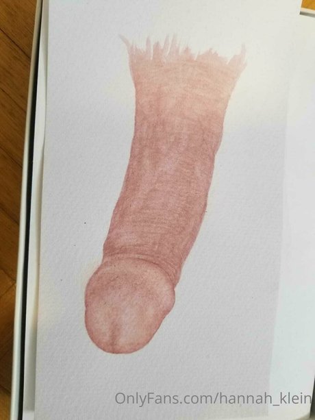 Hannah Klein beautiful star pictures