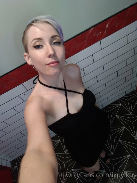 Ikuy Cosplayer pornstar top pictures