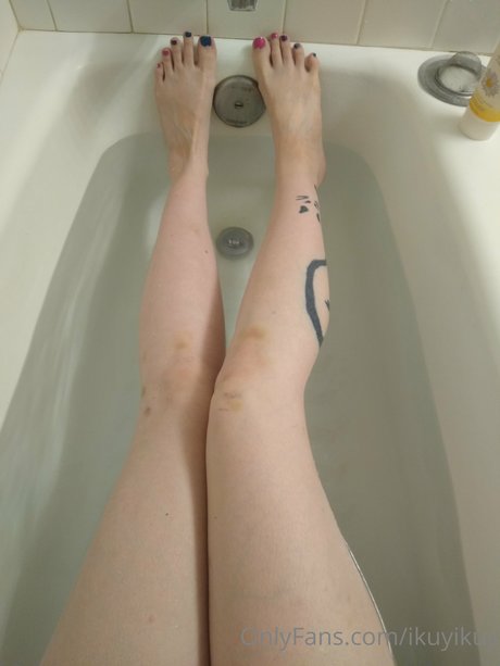 Ikuy Cosplayer star pornographic photos