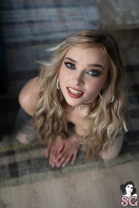 Elease pornstar photo