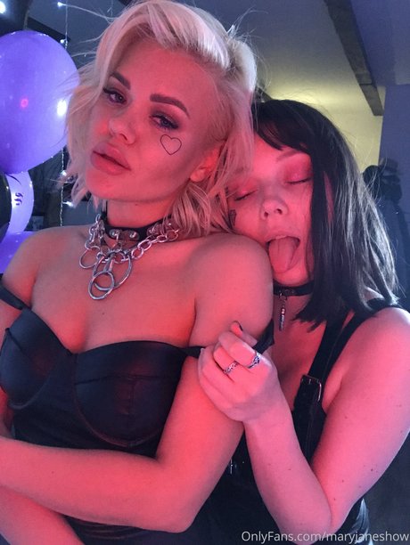 Malvinamoney star hot picture