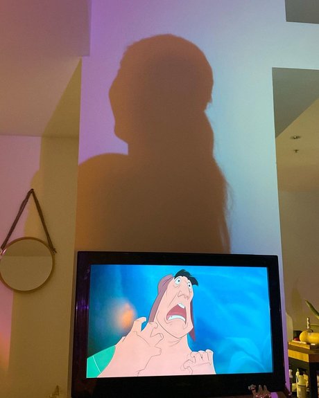 Jordan Burton best model image