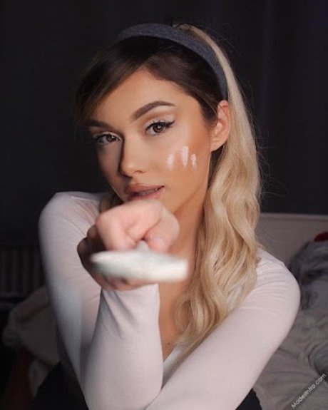 Gwendolyn celine star free photos