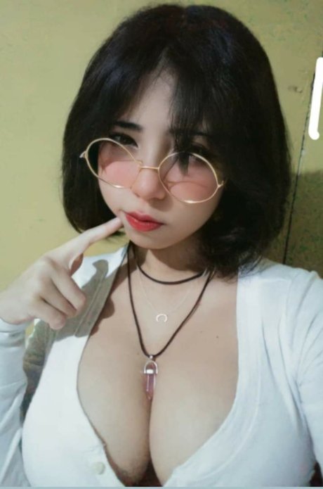 Aby Dazai exclusive model pictures