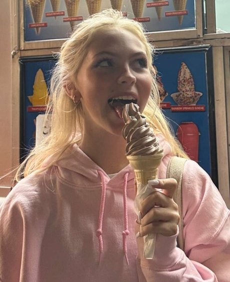 latin onlyfans exclusive image