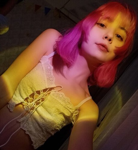 Mashiro model pornographic pic