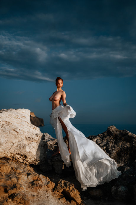 Ksenija Antropova model picture