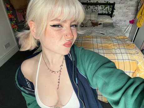 M Ae 3 xxx actress images