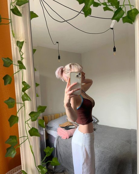 M Ae 3 pornstar beautiful pictures