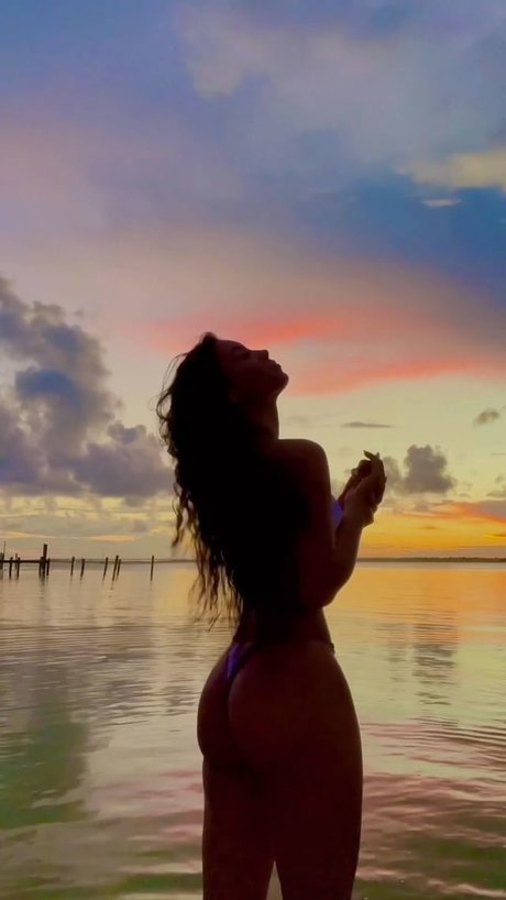 Rachel Delgado hd model images