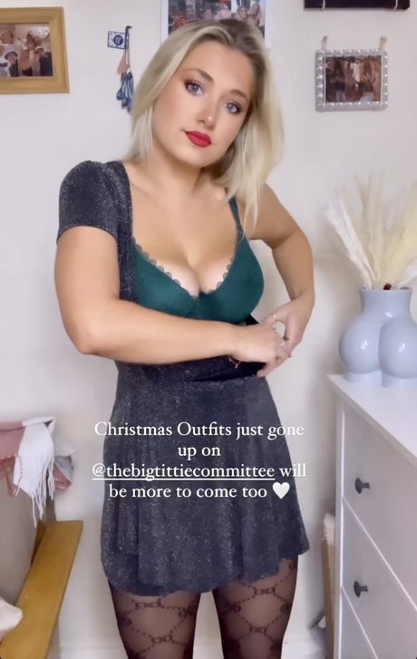 Hari Beavis hot actress image