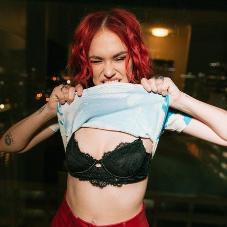 Taylor Upsahl_ pornstar exclusive images