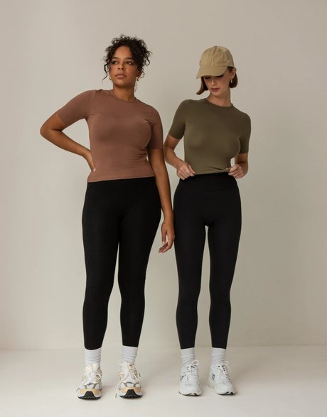 Amelie Manzoli art model photo