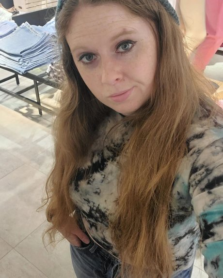 Teddy Souless star porn photos