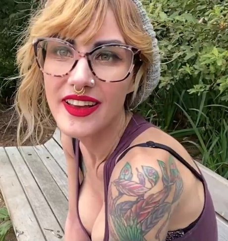 Nagisake art star galleries