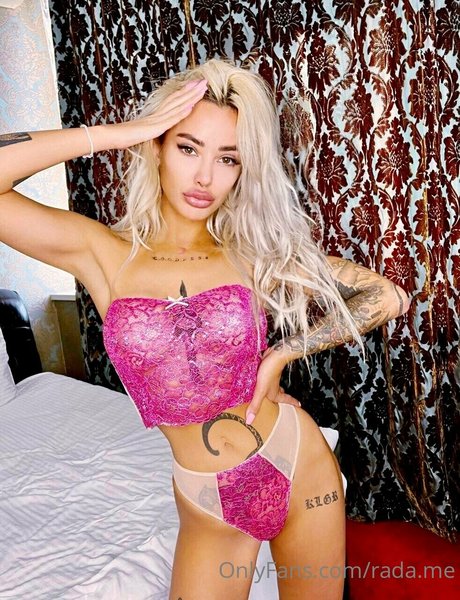 kitana a erotic actress photo