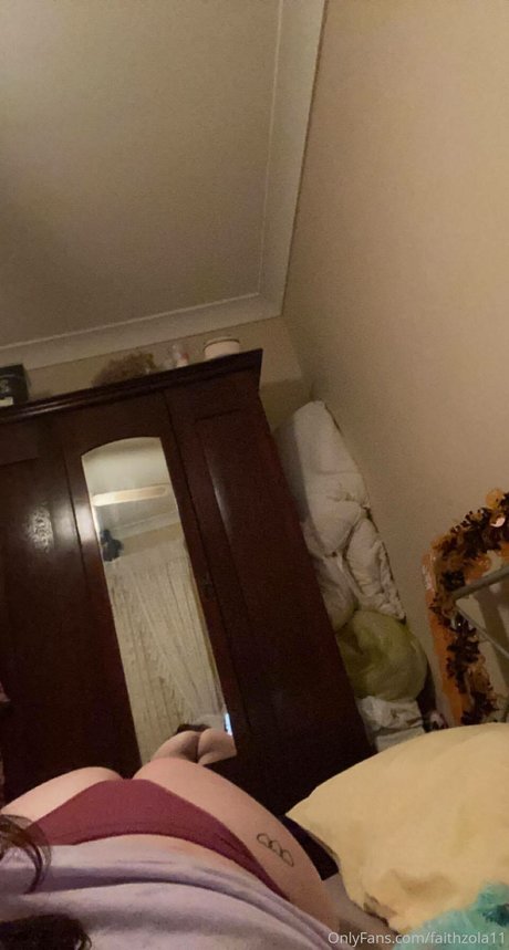 Faithzola11 erotic actress gallery