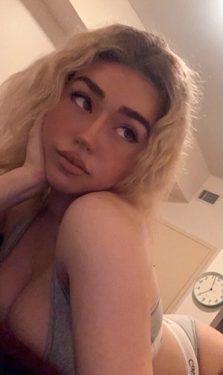 Sukashawty top star pic