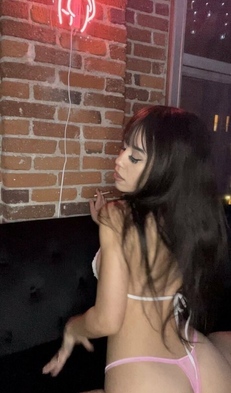 Vanessxo nice actress pictures