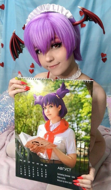 Ariadna Lobe naked model pic