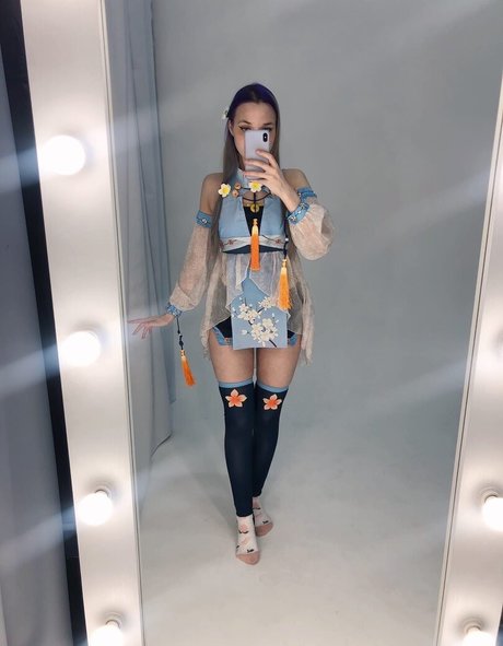 Ariadna Lobe pornstar pictures