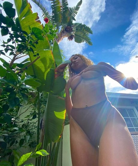 brunette bunny onlyfans sex images