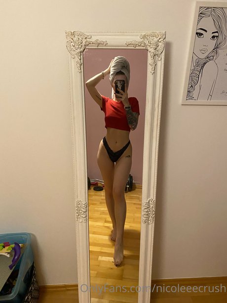 Sweet Crush Nicole xxx pornstar image