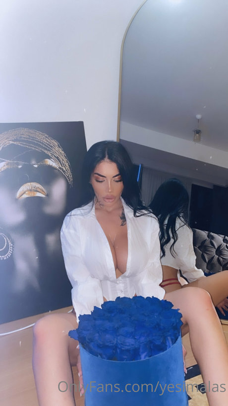 yesimalas model nudes images