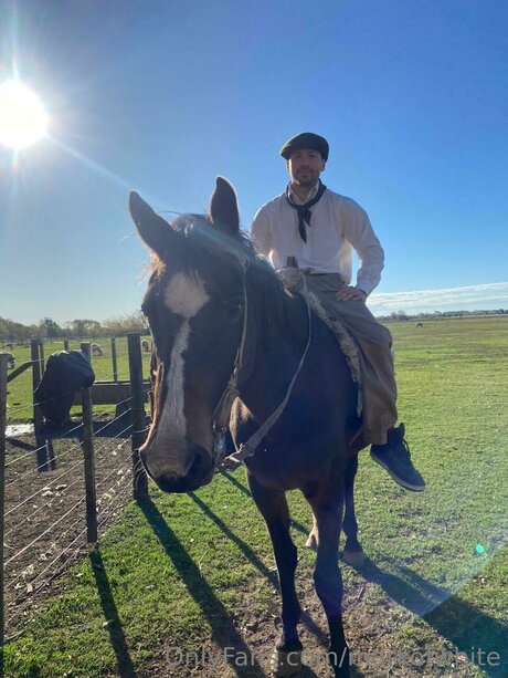 Markofwhite nudes actress image