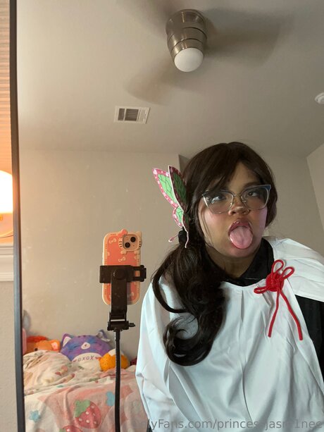 Princessjasm1nee model exclusive pics