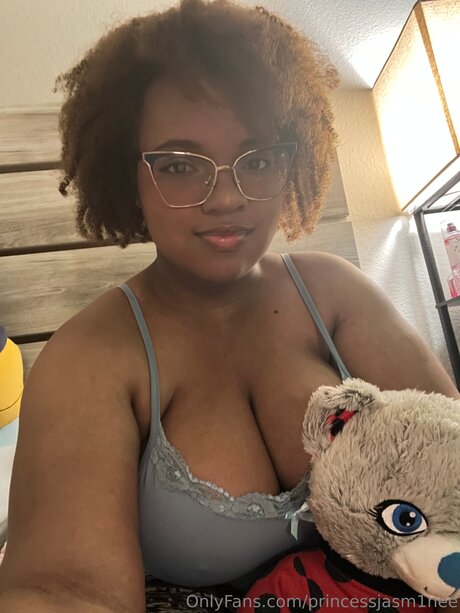 Princessjasm1nee porn model photo