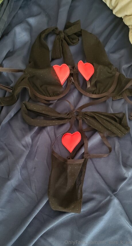 Mr Mrs K Xo model exclusive archive