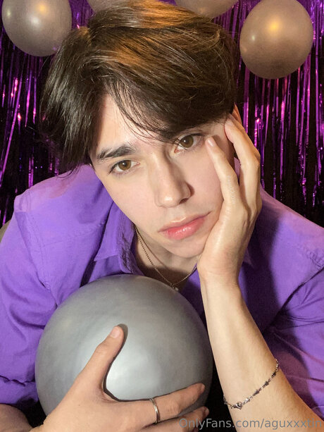 Aguxxxtin naked pornstar images