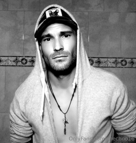 Ragnar169 model porn gallery