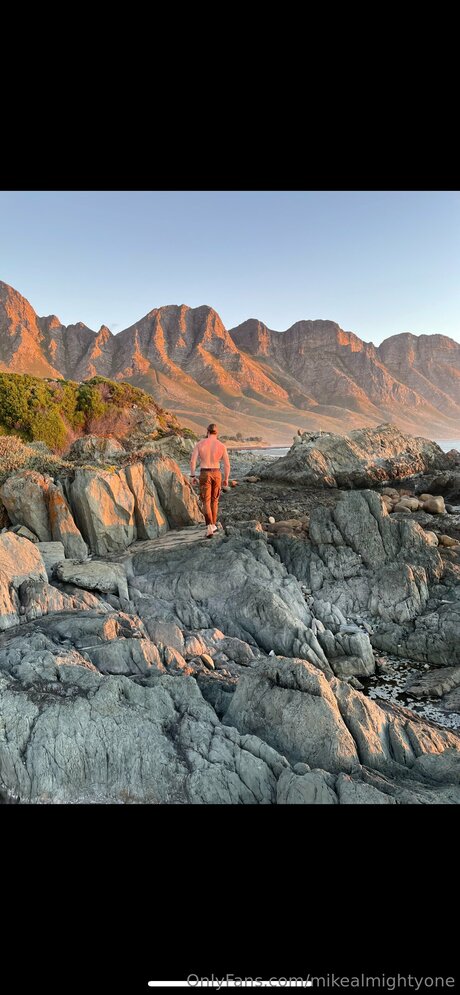 Mikealmightyone nude star galleries