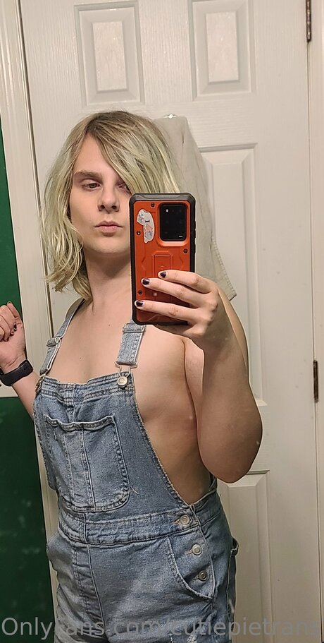 Cutiepietrans22 erotic star images