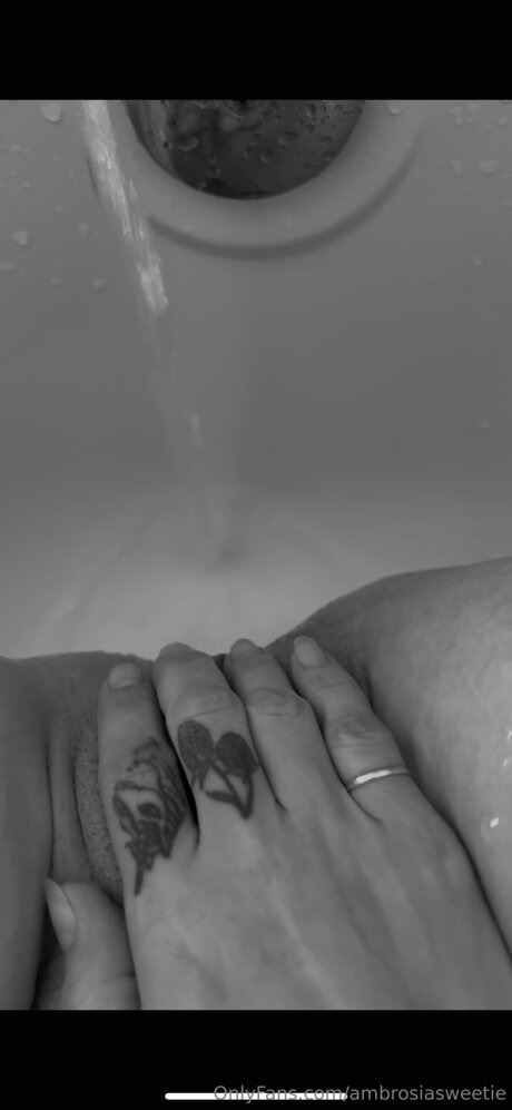 Ambrosiasweetie star porn archive