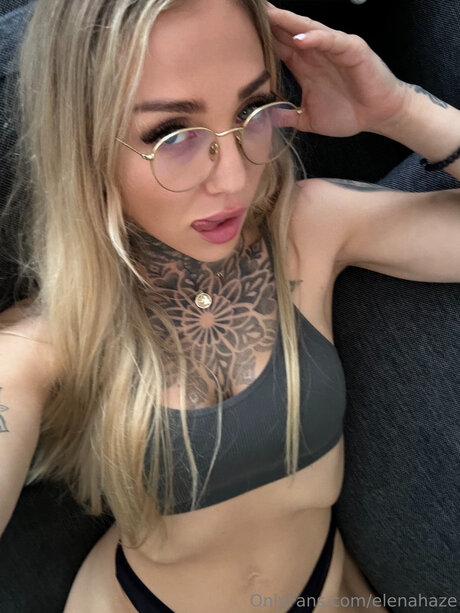 Elenascrib star art archive