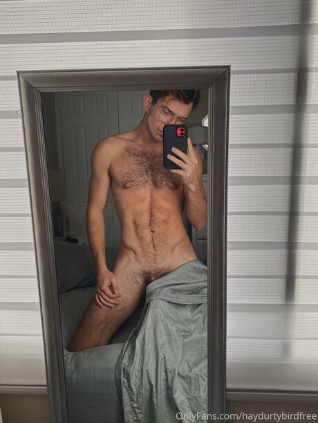 Haydurtybirdfree star nude photo