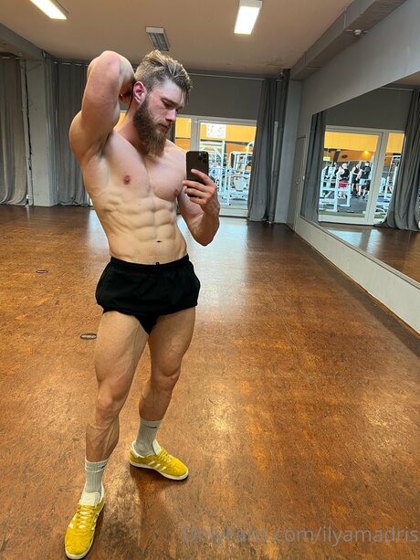 Ilyamadris beautiful star photos