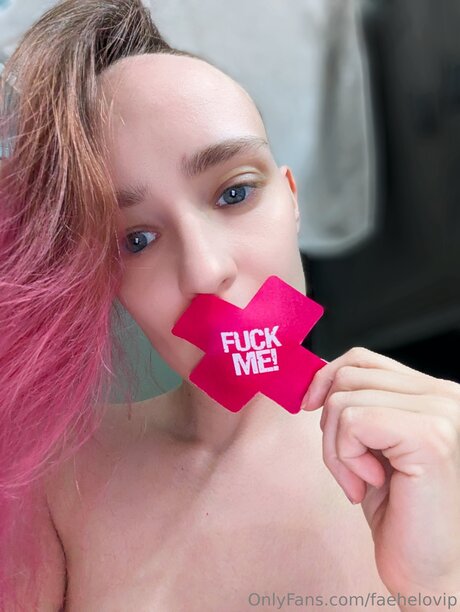 Faehelovip nude model image