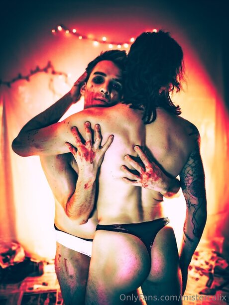 Mistercalix sexy star picture